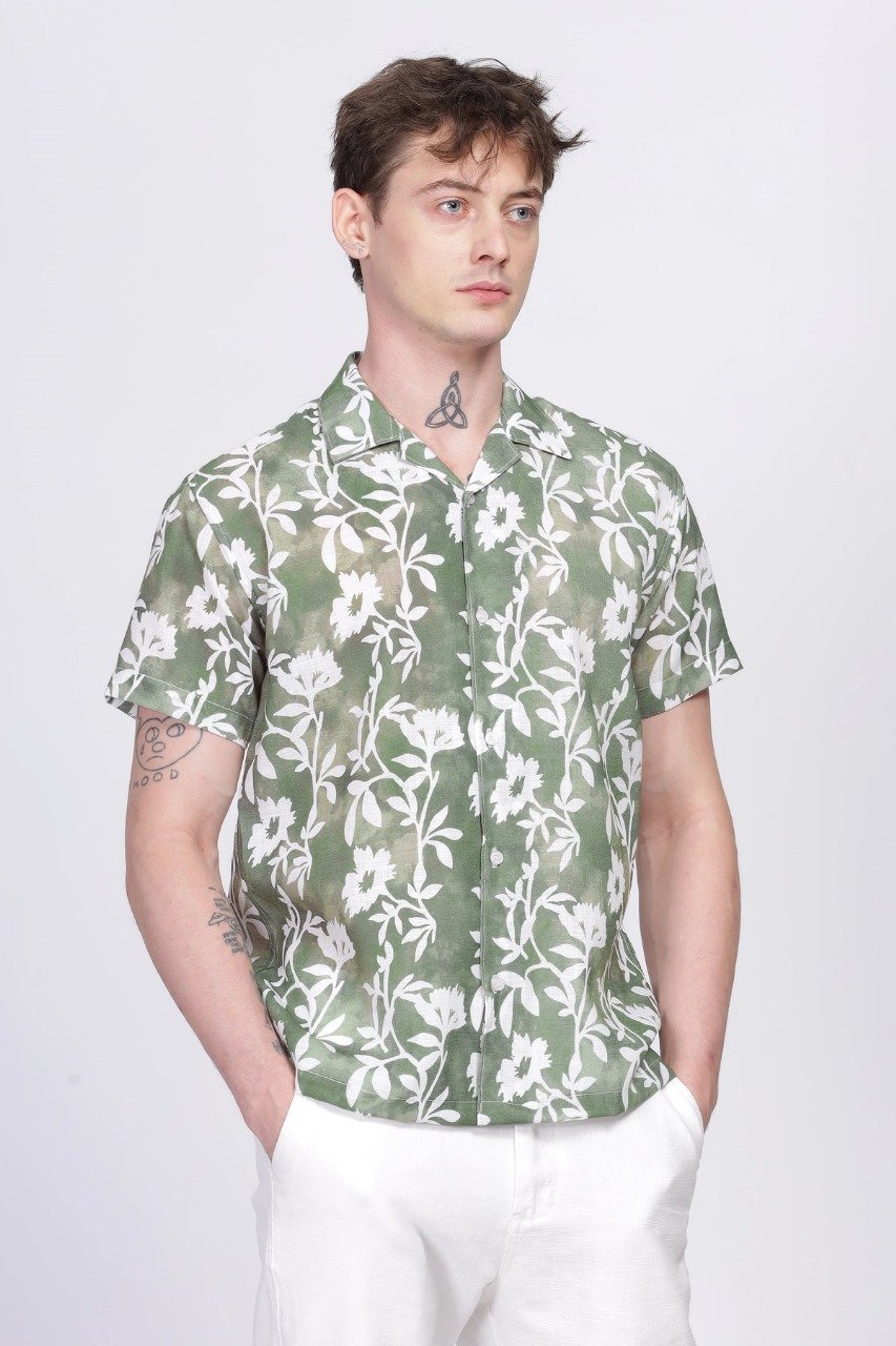 Men’s Green & White Floral Printed Cuban Collar Casual Summer Shirt | Short-sleeve shirt